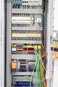Magna Liberec / Lakovna / Stroj 828, 829 / Elektroměr dvojitý SE2-PM7 - měření hlavního přívodu robotů