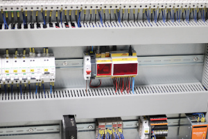 Magna Liberec / Lakovna / Stroj 751, 752 / Elektroměr dvojitý SE2-PM7 - měření hlavního přívodu robotů