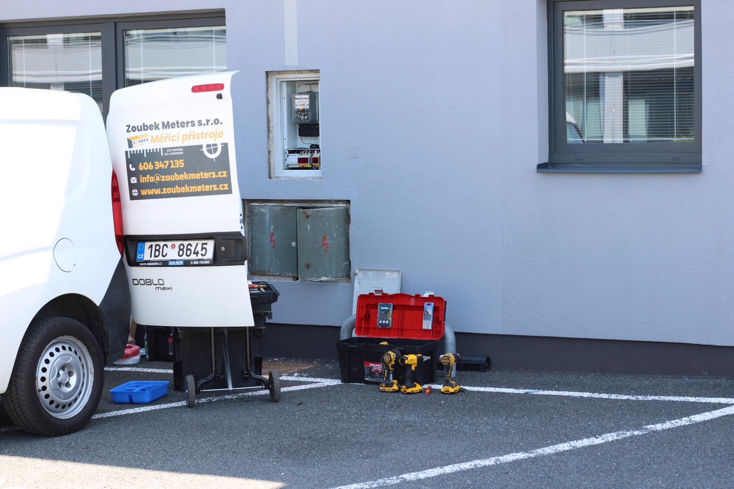 Průmyslový areál Malešice / Valeo / Budova D / Dvojnásobný GSM 4G Elektroměr SE1-PMA 