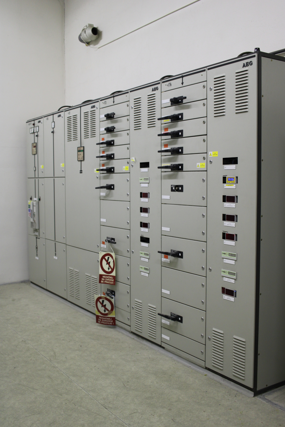 Linde Gas Praha, trafostanice, 19ks MBus elektroměrů se vzdáleným odečtem