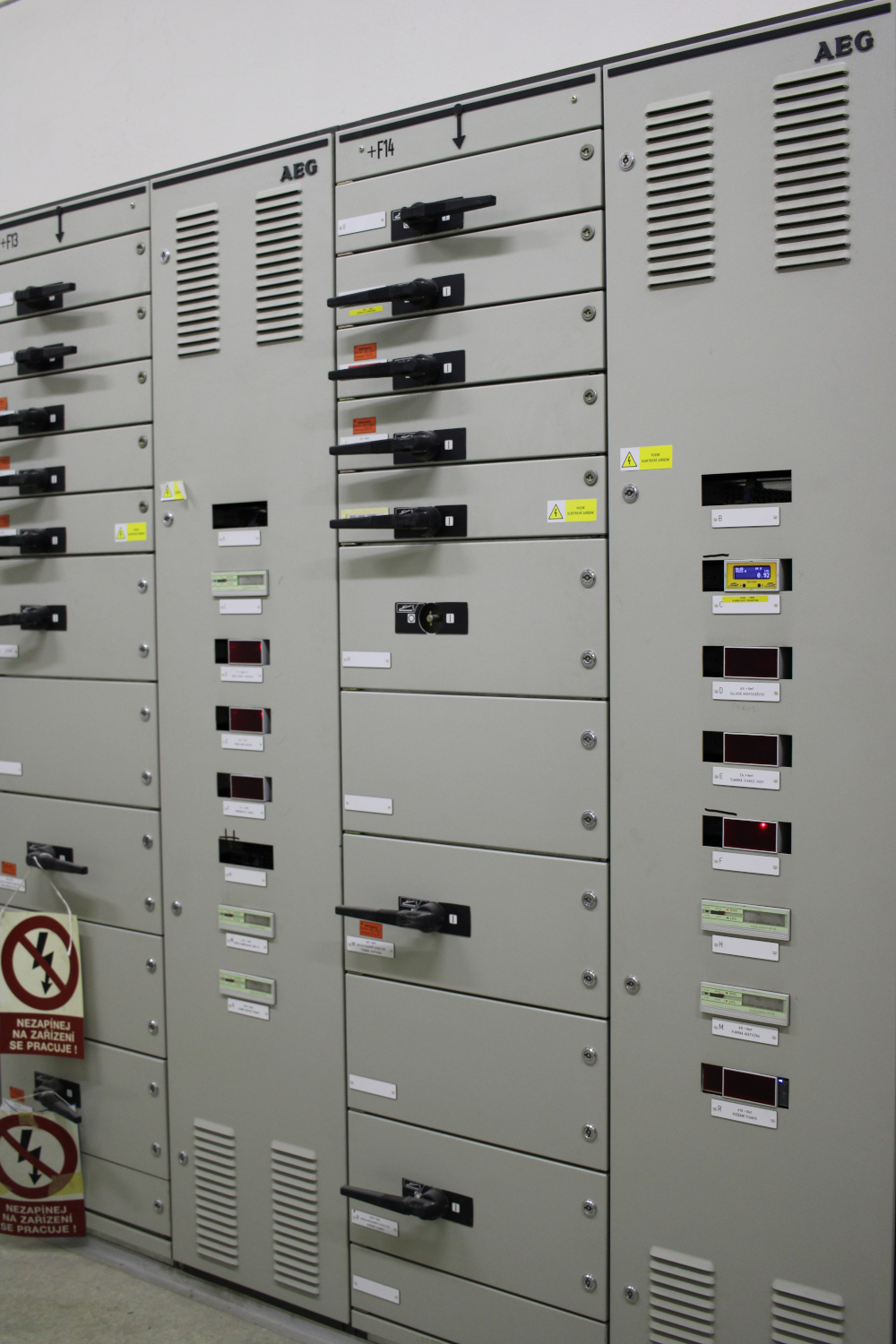 Linde Gas Praha, trafostanice, 19ks MBus elektroměrů se vzdáleným odečtem